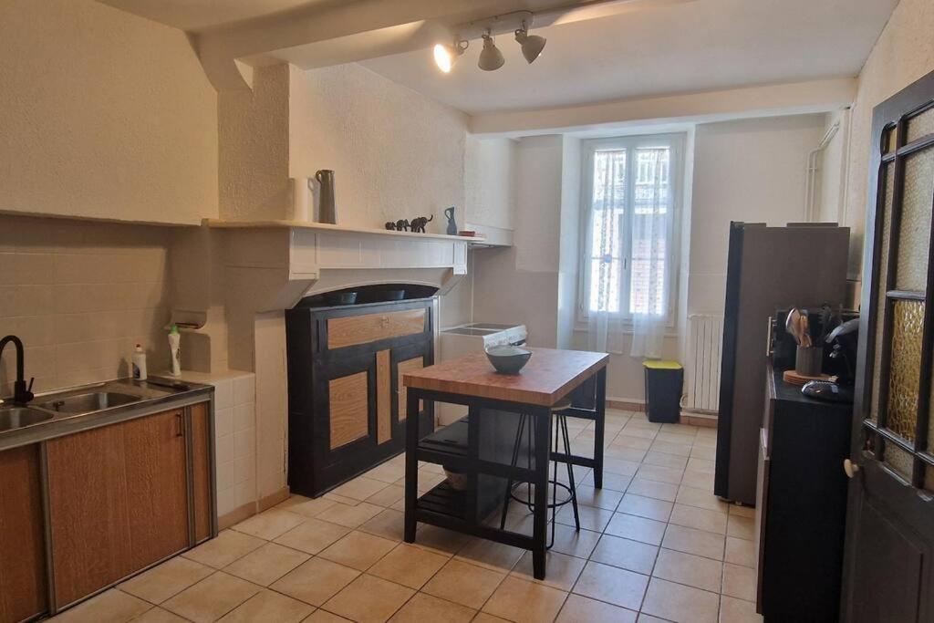 Chambre Dans Maison De Ville - 2 Personnes Oloron-Sainte-Marie Zewnętrze zdjęcie
